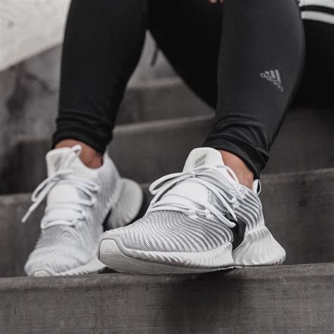 adidas alphabounce.